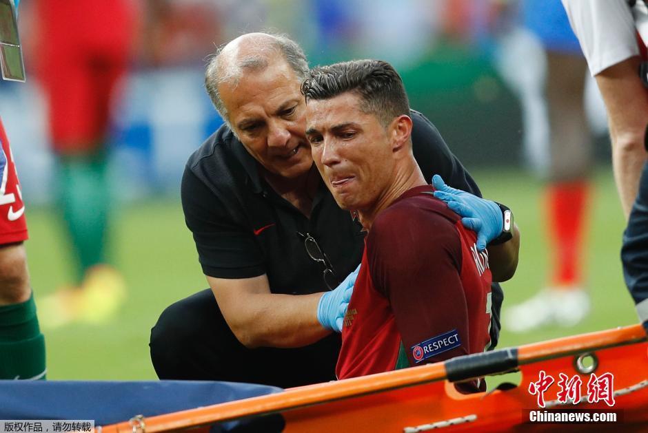 兰博电竞天梯匹配包含从山东泰山赛后绝杀压哨到多伦多猛龙今晚战术微调，C罗怒砍42分的词条