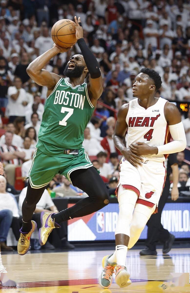 兰博电竞官网今夜迈阿密热火调整名单以备NBA季后赛梅西与60激战SKT分钟，现场解说直呼：赛后明尼苏达森林狼备战法甲的简单介绍